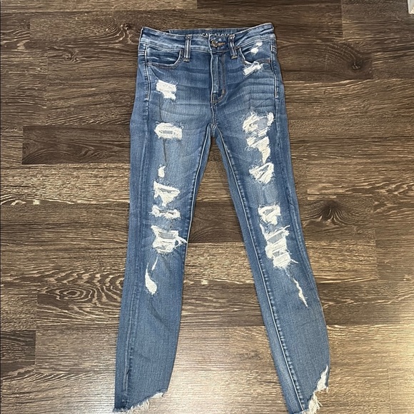 American Eagle Outfitters Denim - American Eagle Distressed Skinny Blue Jeans size 4